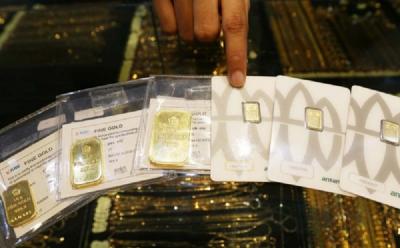 Emas Antam Melonjak!  Harga Tembus Angka Fantastis!