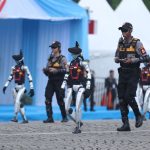 Foto robot anjing polri yang dipamerkan saat HUT Bhayangkari (sumber: Kompas)