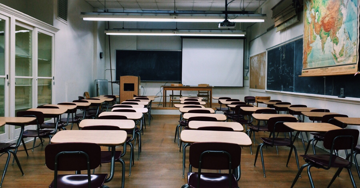 Sekolah vs Bootcamp vs Autodidak: Ini Pilihan Gen Z