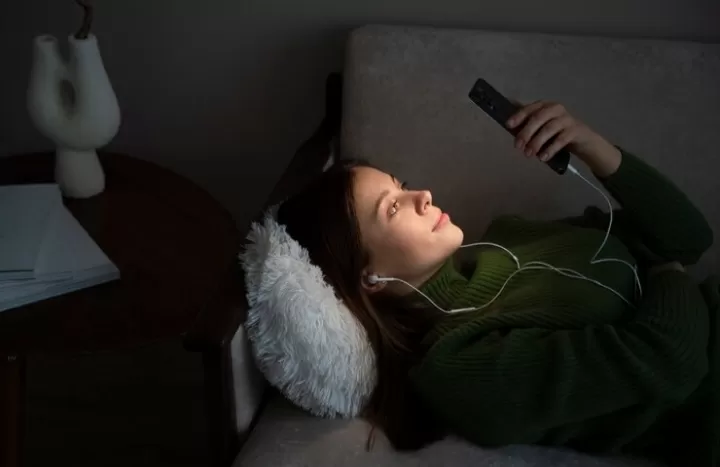 Tidur Larut Malam Jadi Gaya Hidup Gen Z, Ini Risikonya
