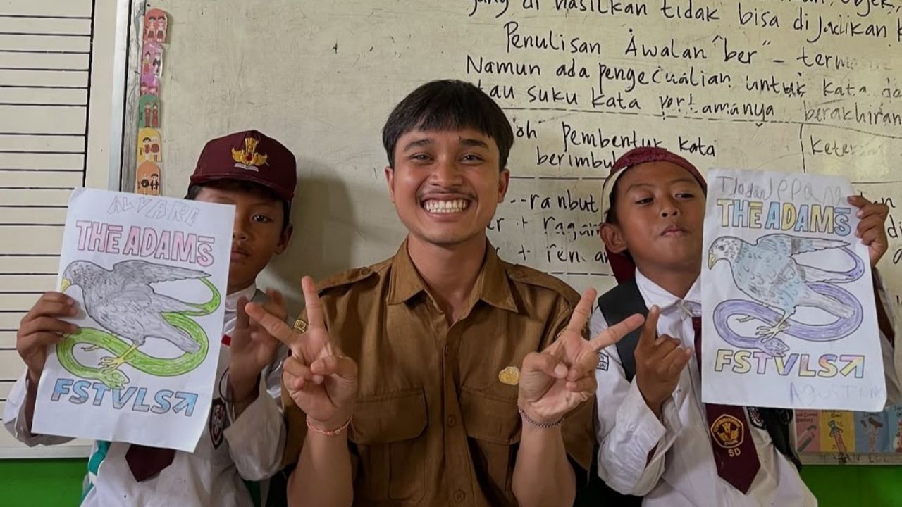 Guru SD Jadikan Poster The Adams x FSTVLST Sebagai Tugas Mewarnai Murid (Instagram/@wild4nnnnn)