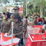Satpol PP Kota Malang Tertibkan PKL di Jalan Veteran (Instagram/@trantibum_malangkota)