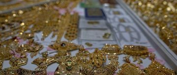 Kenapa Harga Jual dan Beli Emas Terpaut Jauh