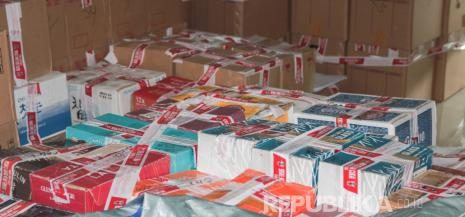 Operasi Gabungan Bea Cukai dan Pomdam Jayakarta Tindak Ribuan Miras Ilegal