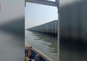 VIDEO: Viral Tanggul Beton di Laut Cilincing Jakarta Utara