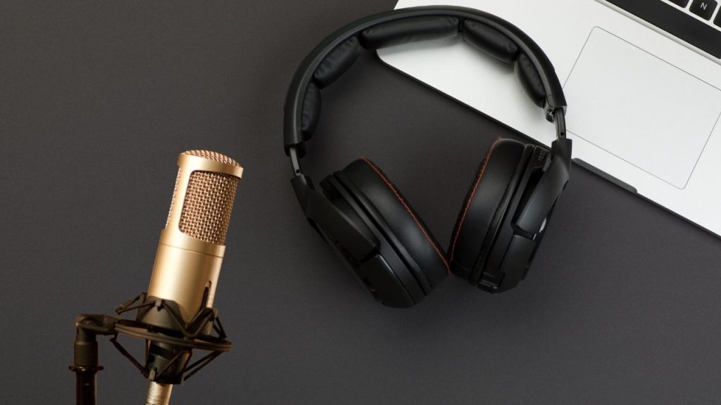 Aplikasi Podcast + Musik Tanpa Iklan: Dengerin Lebih Tenang, Tanpa Gangguan