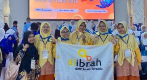Srikandi SMPIT Al Ibrah Gresik Raih Gold Medal dan MIICA Special Award di GYIIF 2026 Bogor